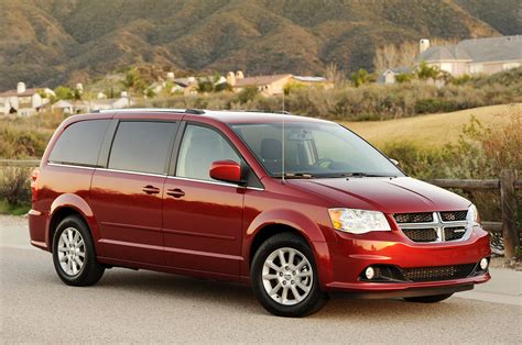 dodge caravan 2011 photo