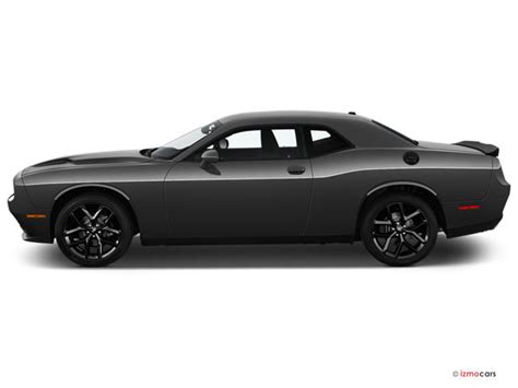 dodge challenger 2021 photo