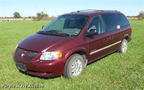 dodge grand caravan 2001 photo