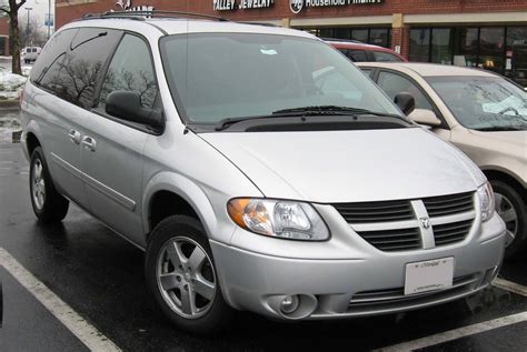 dodge grand caravan 2005 photo