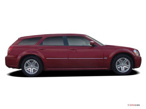 dodge magnum photo