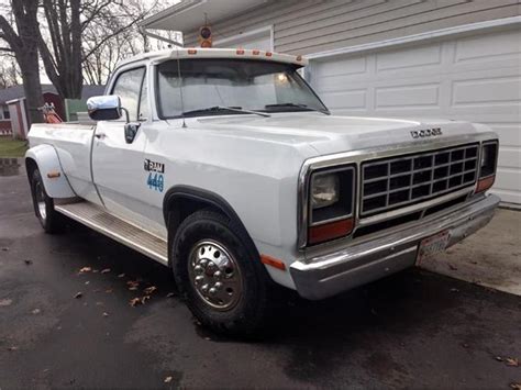 dodge ram 1981 photo