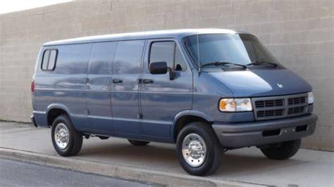 dodge van 1997 photo