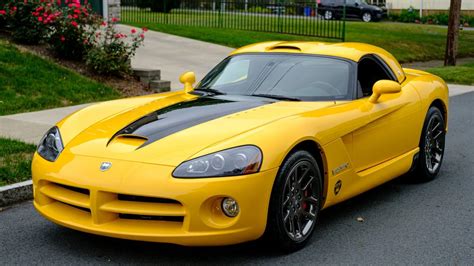 dodge viper 2005 photo