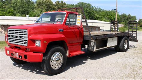 ford 700d 1984 photo