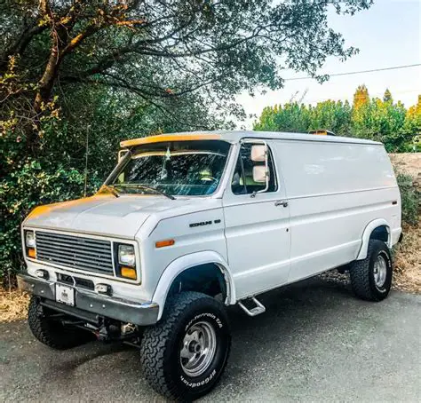 ford e-150 1990 photo