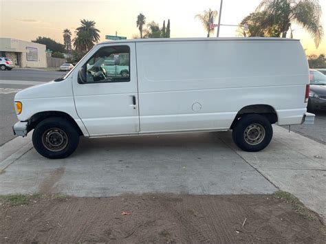 ford e-150 1999 photo