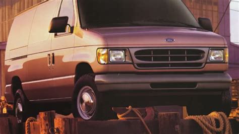 ford e-250 2001 photo