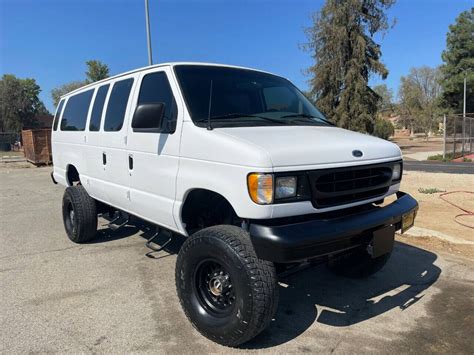 ford e-350 1999 photo