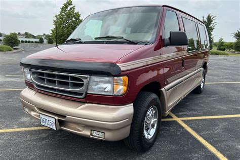 ford e-350 2001 photo