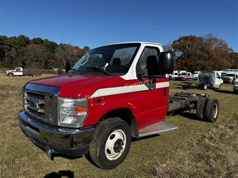 ford e-450 2009 photo