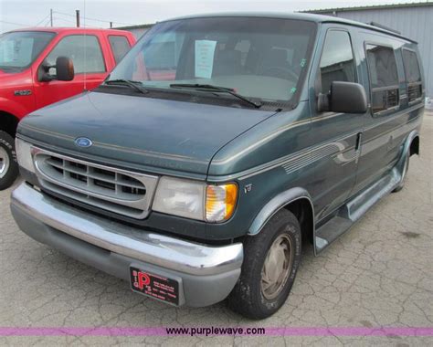 ford econoline 1997 photo