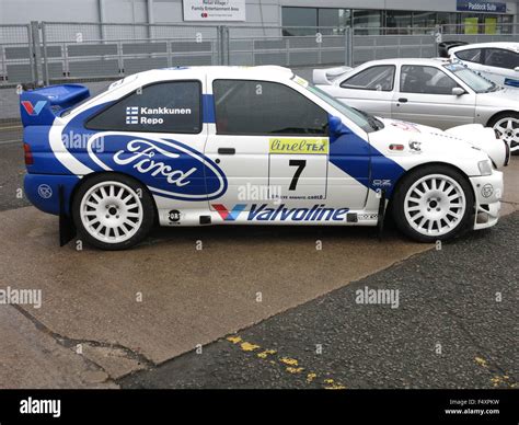 ford escort 1998 photo