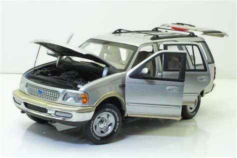 ford expedition 1995 photo