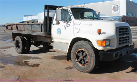 ford f700 1995 photo