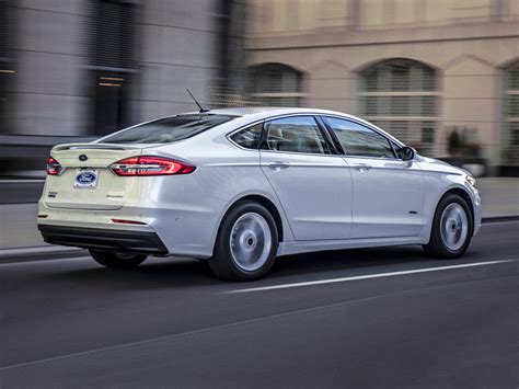 ford fusion energi 2020 photo