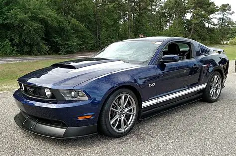 ford mustang 2011 photo