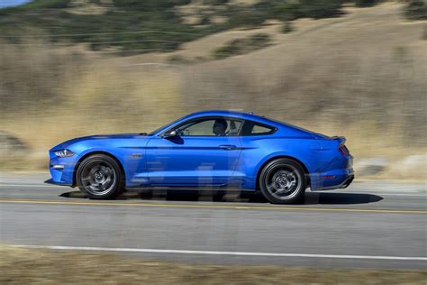 ford mustang 2023 photo