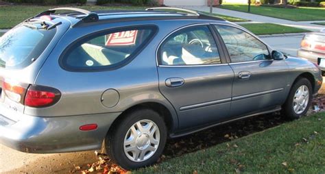 ford taurus 1999 photo