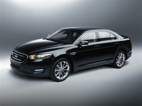 ford taurus 2015 photo