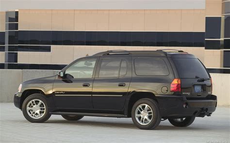 gmc envoy xl photo