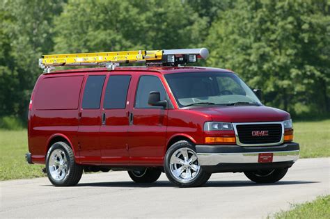 gmc savana 1500 2004 photo