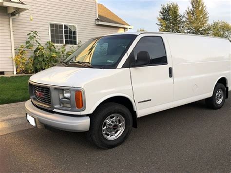 gmc savana 2500 2002 photo