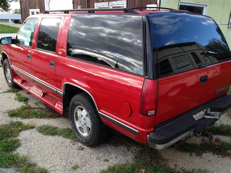 gmc suburban 1994 photo