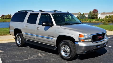 gmc yukon xl 2500 2005 photo