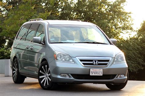 honda odyssey 2005 photo