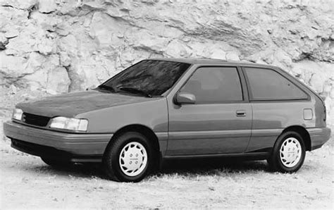 hyundai accent 1991 photo