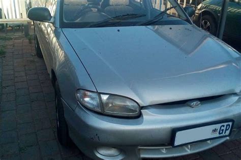 hyundai accent 1993 photo