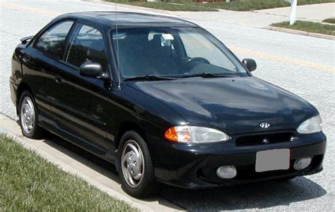 hyundai accent 1999 photo