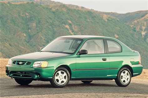 hyundai accent 2000 photo