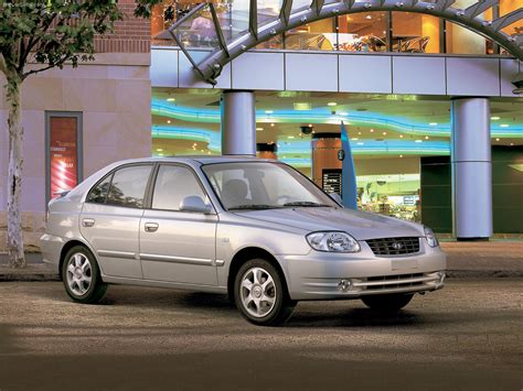 hyundai accent 2004 photo