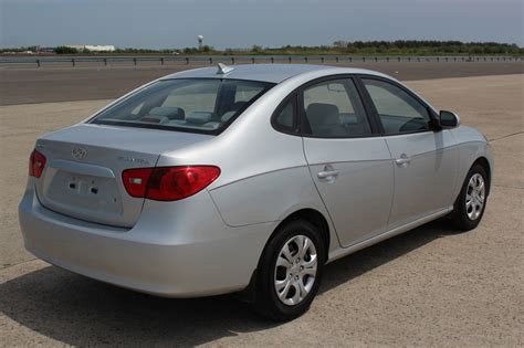 hyundai elantra 2009 photo