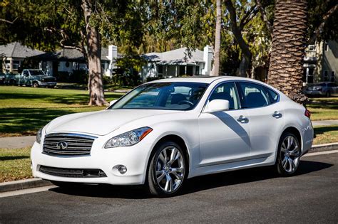 infiniti m37 2013 photo