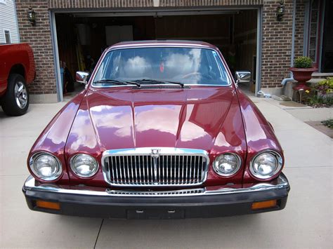 jaguar xj6 1984 photo