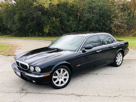 jaguar xj8 2004 photo