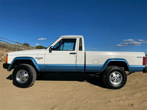 jeep comanche 1987 photo