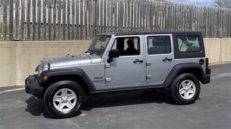 jeep wrangler 2-dr 4x4 rhd 2007 photo