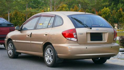 kia rio cinco 2004 photo