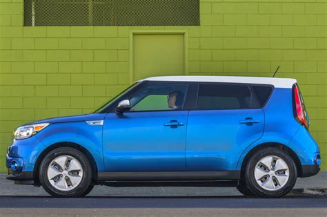 kia soul ev photo