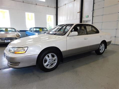 lexus es300 1994 photo