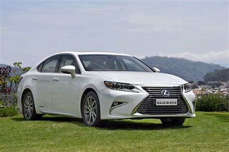 lexus es300h 2017 photo