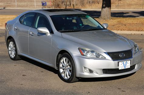 lexus is 2009 photo