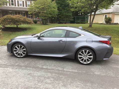 lexus rc 200t photo