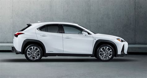 lexus ux photo