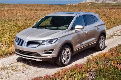 lincoln mkc photo