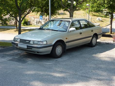 mazda 626 1989 photo